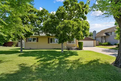 14109 S Lincoln Way, Galt, CA 95632 - Photo 3