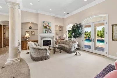 10638 Birch Ranch Drive, Sacramento, CA 95830 - Photo 15