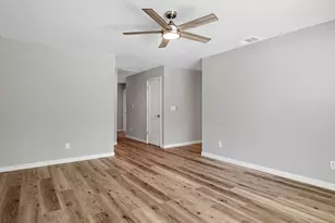 3261 Laurelhurst Dr, Rancho Cordova, CA 95670 - Photo 7