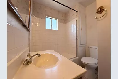 1104 Beverly Drive, Modesto, CA 95351 - Photo 11