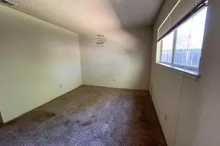 6181 Jack London Cir, Sacramento, CA 95842 - Photo 13