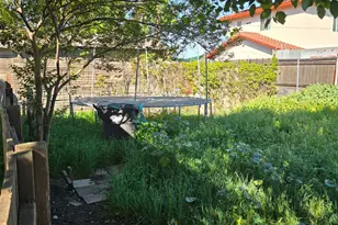 1865 E Acacia St, Stockton, CA 95205 - Photo 13