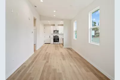 243 E E 3rd St, Tracy, CA 95376 - Photo 29