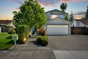 67 Rambleoak Cir, Sacramento, CA 95831 - Photo 3