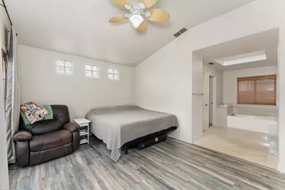 6426 Noble House Court, Elk Grove, CA 95758 - Photo 15