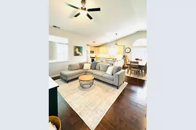 775 Oldenburg Way, Galt, CA 95632 - Photo 3