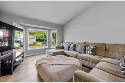 2270 Longview Drive, Roseville, CA 95747 - Photo 1