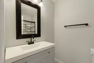 9673 Twin Creeks Ave, Stockton, CA 95219 - Photo 25