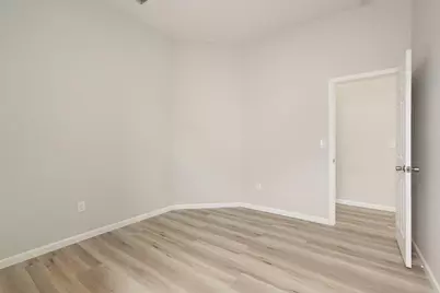 9673 Twin Creeks Avenue, Stockton, CA 95219 - Photo 23