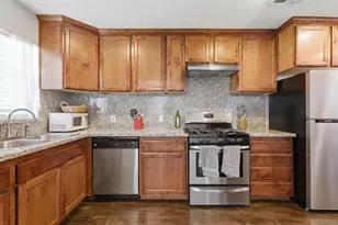 1022 Fleda Ave, Olivehurst, CA 95961 - Photo 11