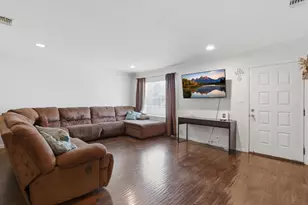 1022 Fleda Ave, Olivehurst, CA 95961 - Photo 7