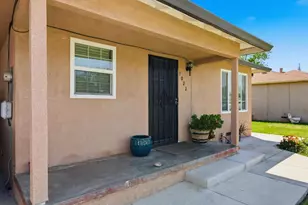 1022 Fleda Ave, Olivehurst, CA 95961 - Photo 3