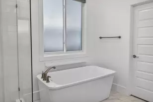 5130 E St, Sacramento, CA 95819 - Photo 23