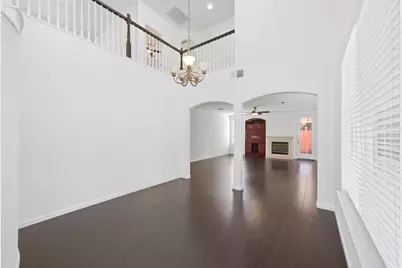 9487 Winding River Way, Elk Grove, CA 95624 - Photo 13