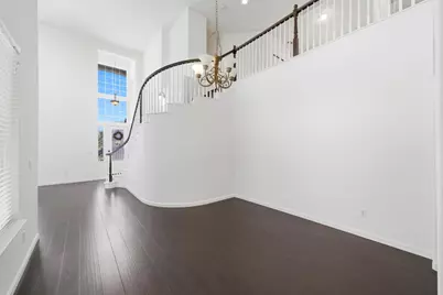 9487 Winding River Way, Elk Grove, CA 95624 - Photo 15