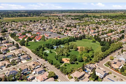 9487 Winding River Way, Elk Grove, CA 95624 - Photo 81