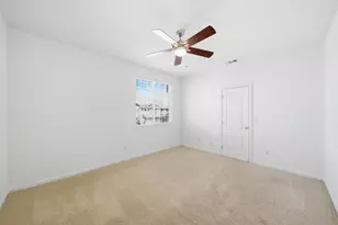 9487 Winding River Way, Elk Grove, CA 95624 - Photo 47