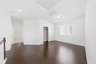 9487 Winding River Way, Elk Grove, CA 95624 - Photo 43