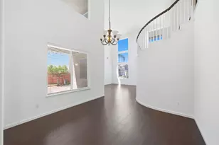 9487 Winding River Way, Elk Grove, CA 95624 - Photo 17