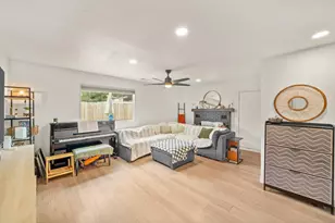 850 Eleanor Ave, Sacramento, CA 95815 - Photo 13