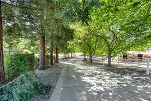 9824 Redfox Dr, Oakdale, CA 95361 - Photo 9