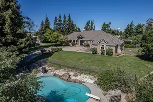 9824 Redfox Dr, Oakdale, CA 95361 - Photo 3