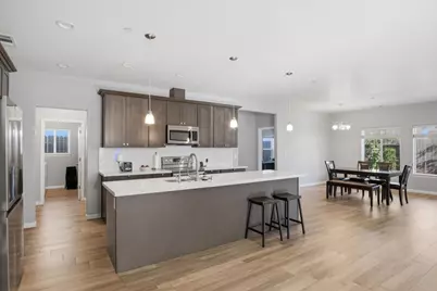 215 E Hawkeye Avenue, Turlock, CA 95380 - Photo 5