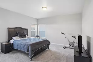 215 E Hawkeye Ave, Turlock, CA 95380 - Photo 15