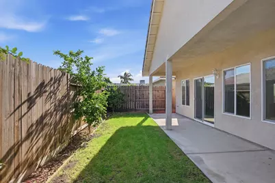 215 E Hawkeye Avenue, Turlock, CA 95380 - Photo 21