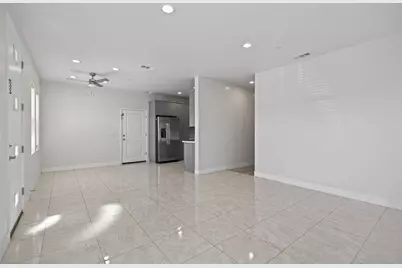 5960 Cortes Court, Sacramento, CA 95824 - Photo 3