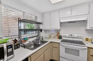 7494 Bruno Way, Sacramento, CA 95828 - Photo 17