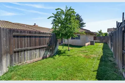 7494 Bruno Way, Sacramento, CA 95828 - Photo 29