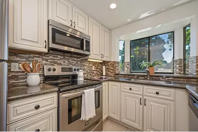 7711 Juan Way #23, Fair Oaks, CA 95628 - Photo 21