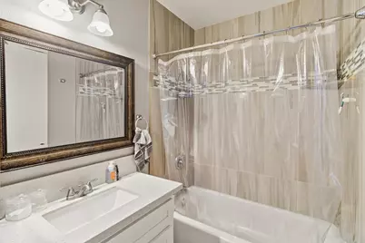 8153 La Almendra Way, Sacramento, CA 95823 - Photo 25