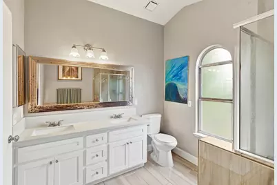 8153 La Almendra Way, Sacramento, CA 95823 - Photo 31