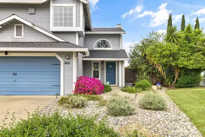 8153 La Almendra Way, Sacramento, CA 95823 - Photo 3
