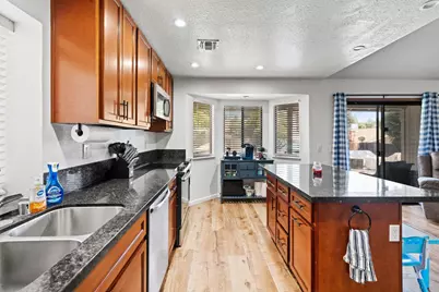 4300 San Juan Avenue, Fair Oaks, CA 95628 - Photo 17