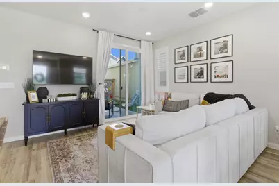 2949 Grassy Bank Avenue, Sacramento, CA 95833 - Photo 9