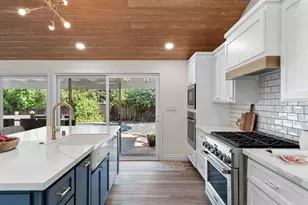 120 Clunie Dr, Sacramento, CA 95864 - Photo 7