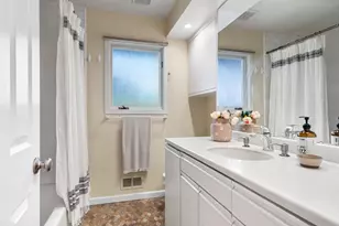 120 Clunie Dr, Sacramento, CA 95864 - Photo 13