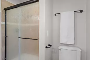 120 Clunie Dr, Sacramento, CA 95864 - Photo 17