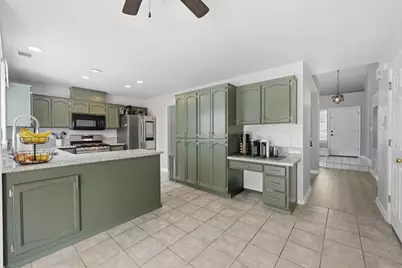 8748 Redwater Drive, Antelope, CA 95843 - Photo 15