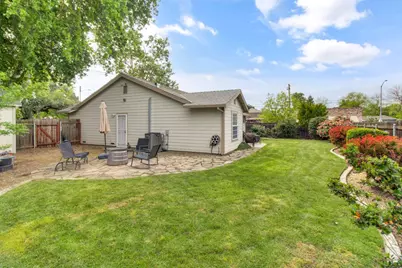 3851 8th Avenue, Sacramento, CA 95817 - Photo 43