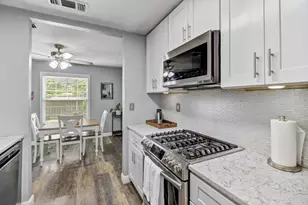 3851 8th Ave, Sacramento, CA 95817 - Photo 17