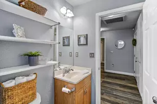 3851 8th Ave, Sacramento, CA 95817 - Photo 29