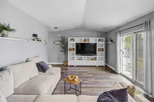 3851 8th Ave, Sacramento, CA 95817 - Photo 5