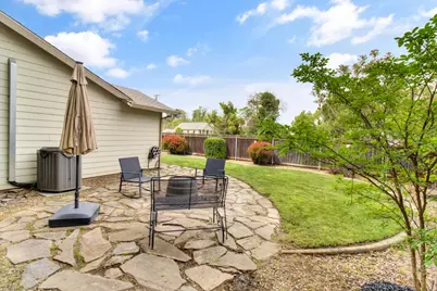 3851 8th Avenue, Sacramento, CA 95817 - Photo 49