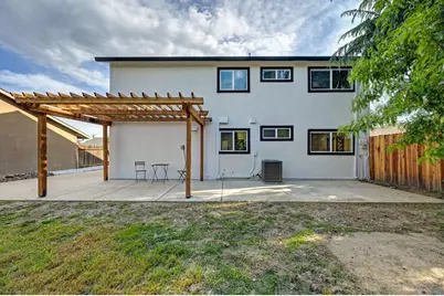 2776 Bridgeford Drive, Sacramento, CA 95833 - Photo 29