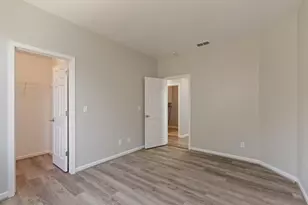 4942 Moorcroft Cir, Stockton, CA 95206 - Photo 23