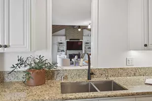 157 Hartnell Pl, Sacramento, CA 95825 - Photo 21